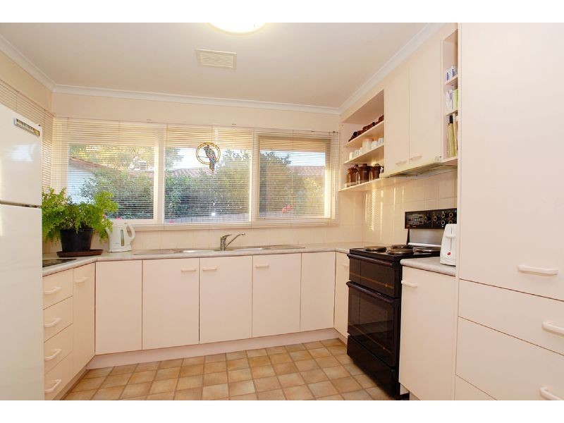 42 Murray Road, Croydon VIC 3136