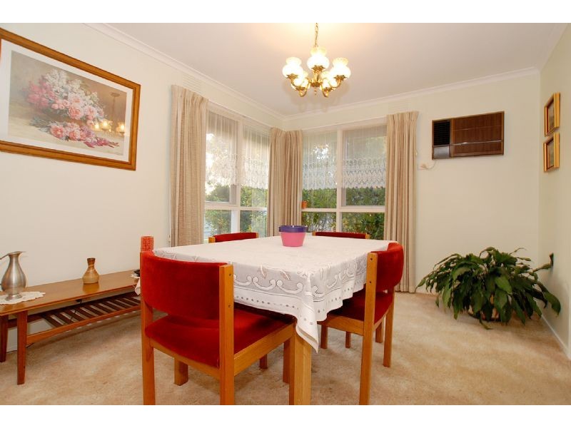 42 Murray Road, Croydon VIC 3136