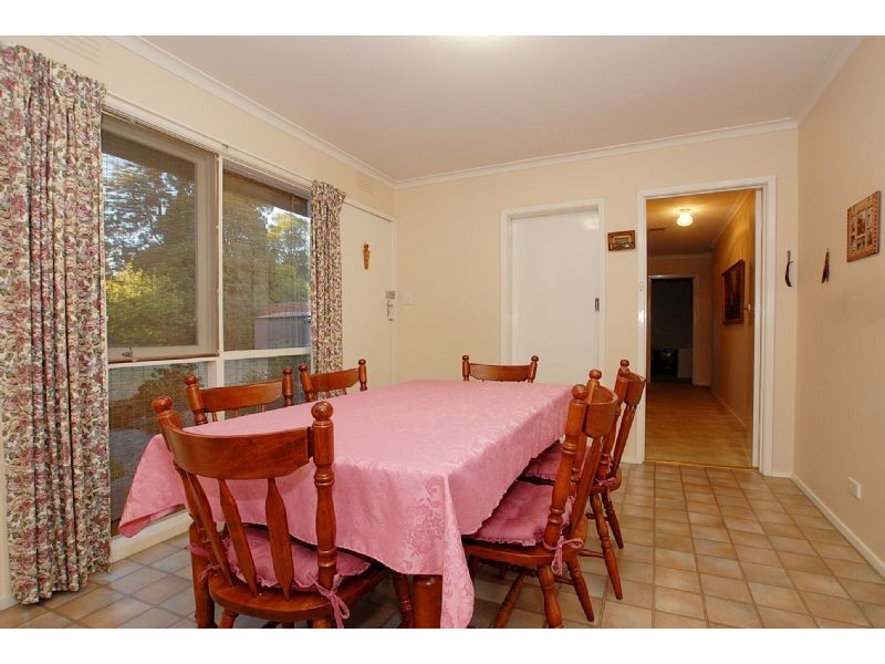 42 Murray Road, Croydon VIC 3136