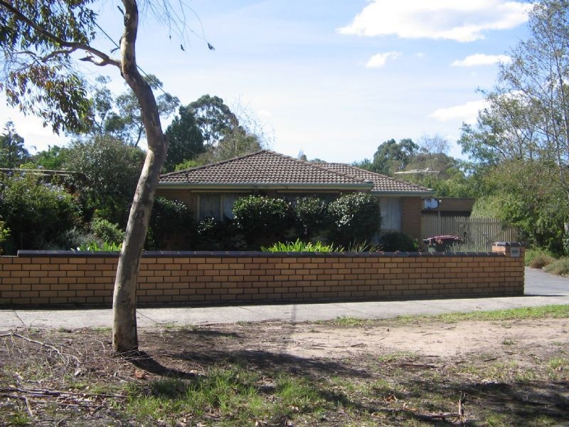 11 Henry Road, Croydon VIC 3136