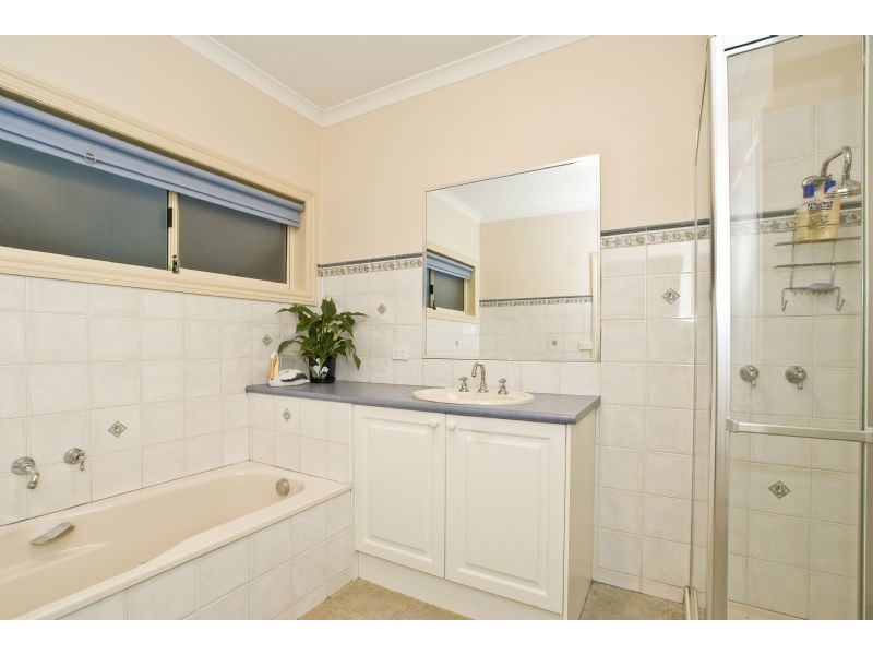 Croydon Hills VIC 3136