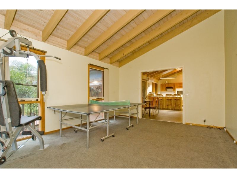 21 James Milne Drive, Croydon North VIC 3136