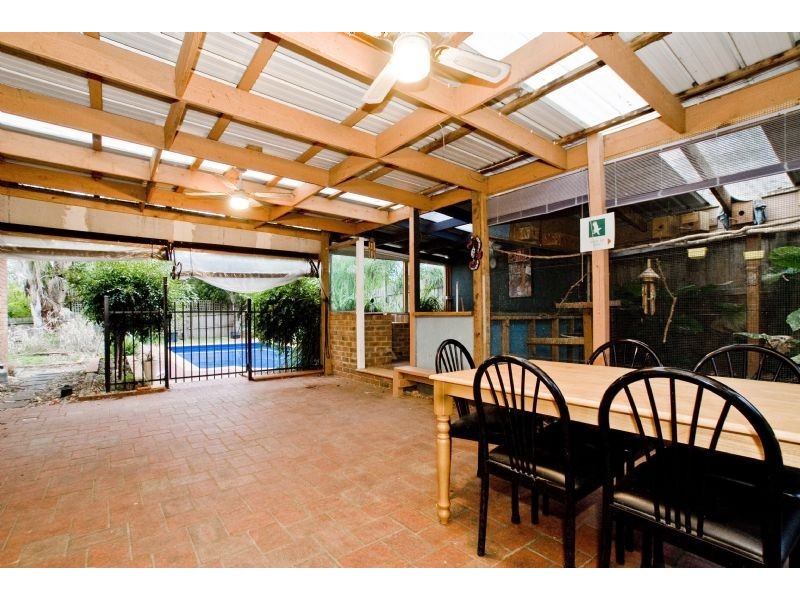 21 James Milne Drive, Croydon North VIC 3136