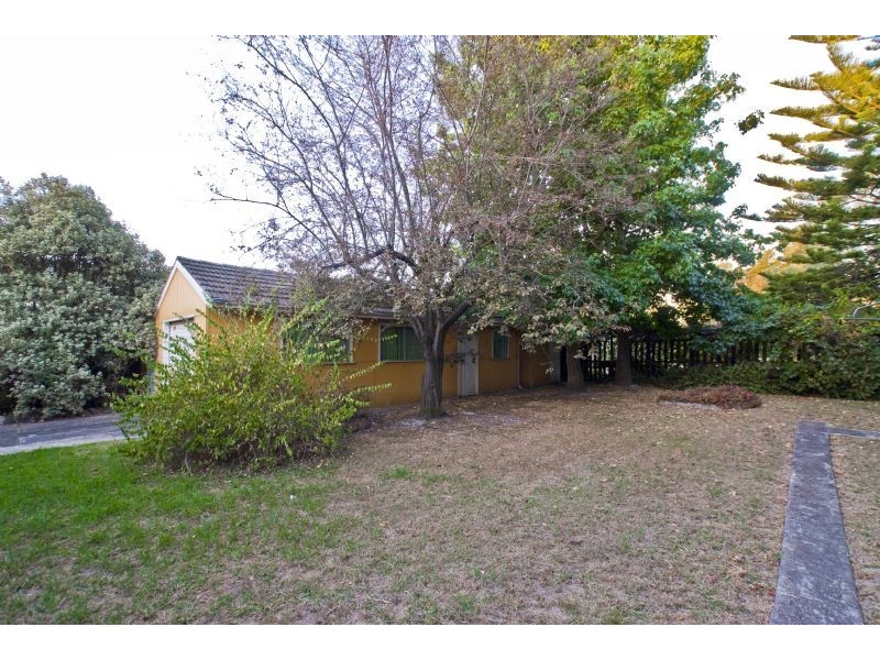 13 Bungalook Road, Bayswater North VIC 3153