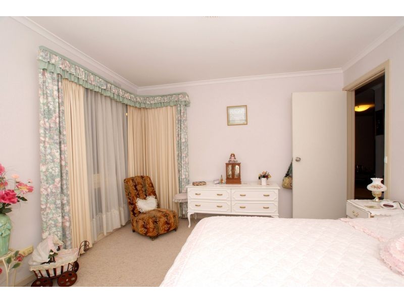 2/33-39 Dublin Road, Ringwood East VIC 3135