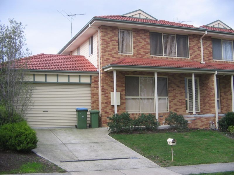 2/3 Bayfield Road, Bayswater North VIC 3153