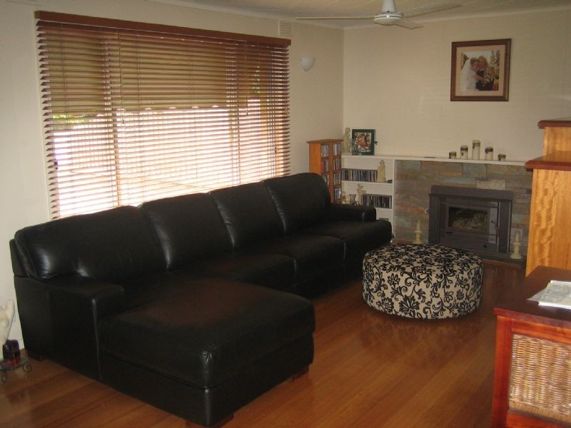 4 James Road, Croydon VIC 3136