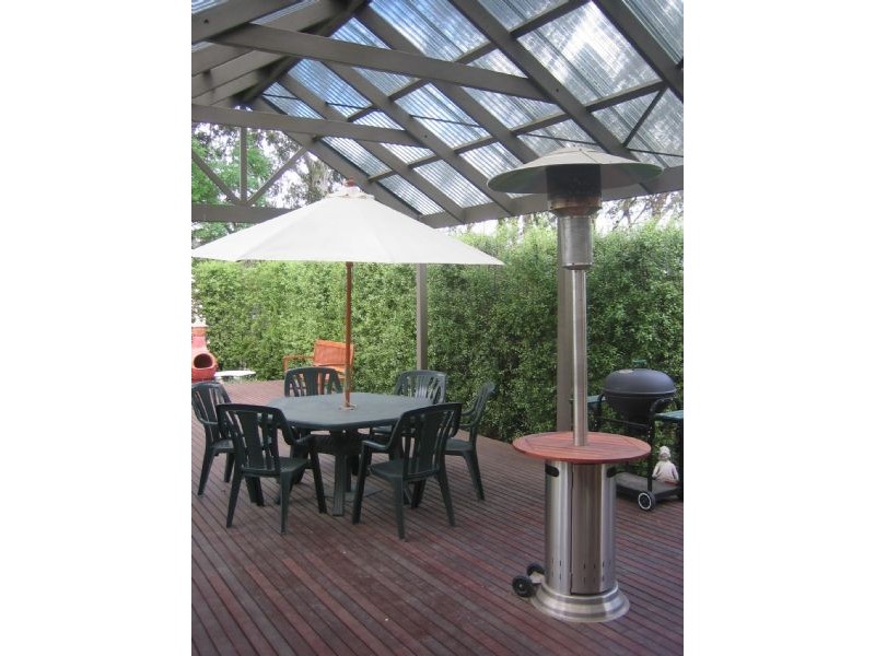 4 James Road, Croydon VIC 3136