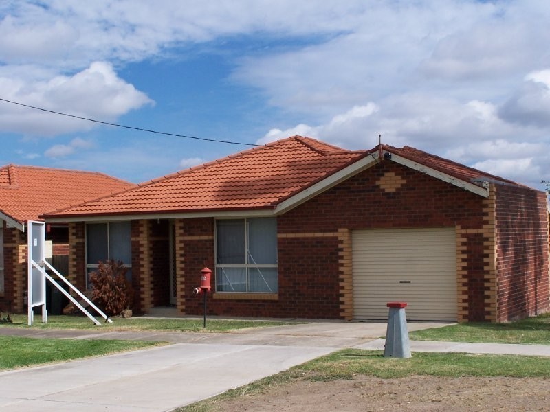 65 Houston Street, Epping VIC 3076