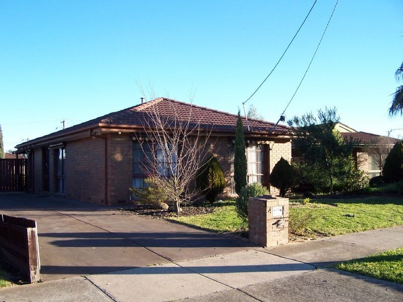 4 Dampier Court, Epping VIC 3076