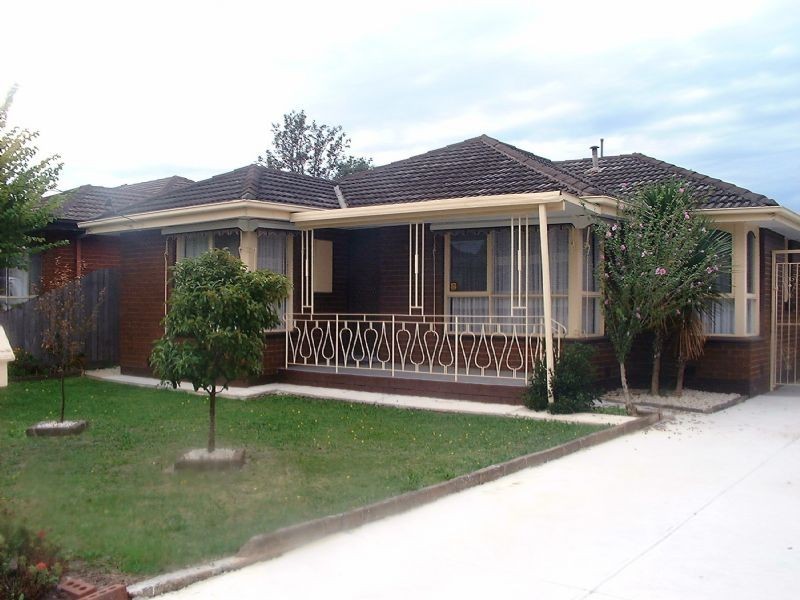 8 Clifton Grove, Lalor VIC 3075