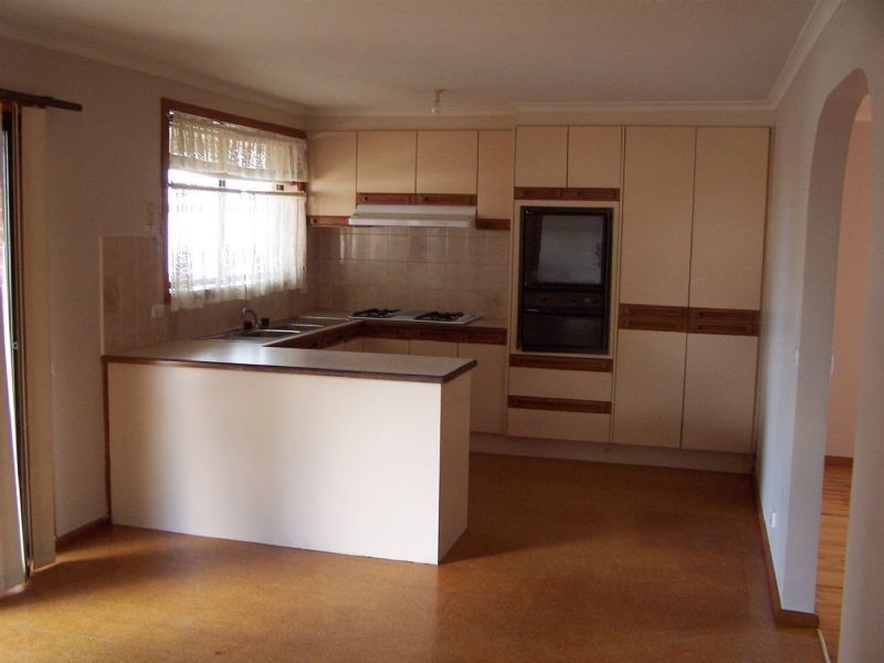 6 Steeple Court, Epping VIC 3076