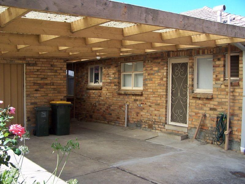 28 Newton Crescent, Lalor VIC 3075