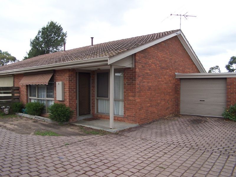 2/12 Young Street, Epping VIC 3076