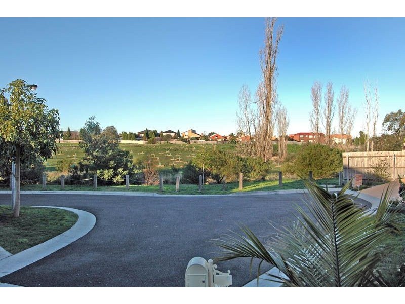 3 Rosen Fraser Close, Epping VIC 3076