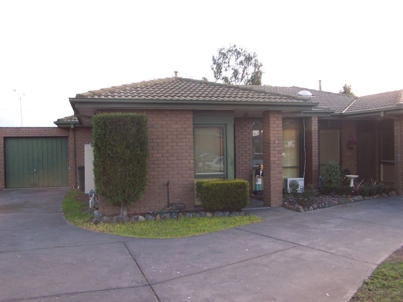 2/3 Plato Court, Thomastown VIC 3074