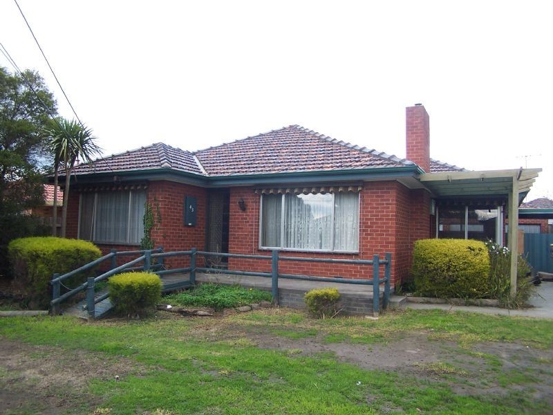 43 Bates Avenue, Thomastown VIC 3074