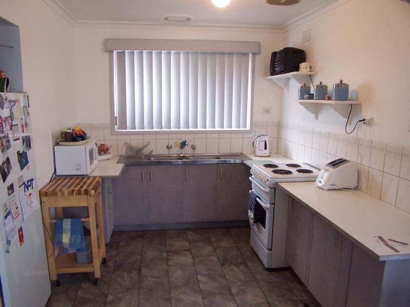 18 Michael Street, Lalor VIC 3075