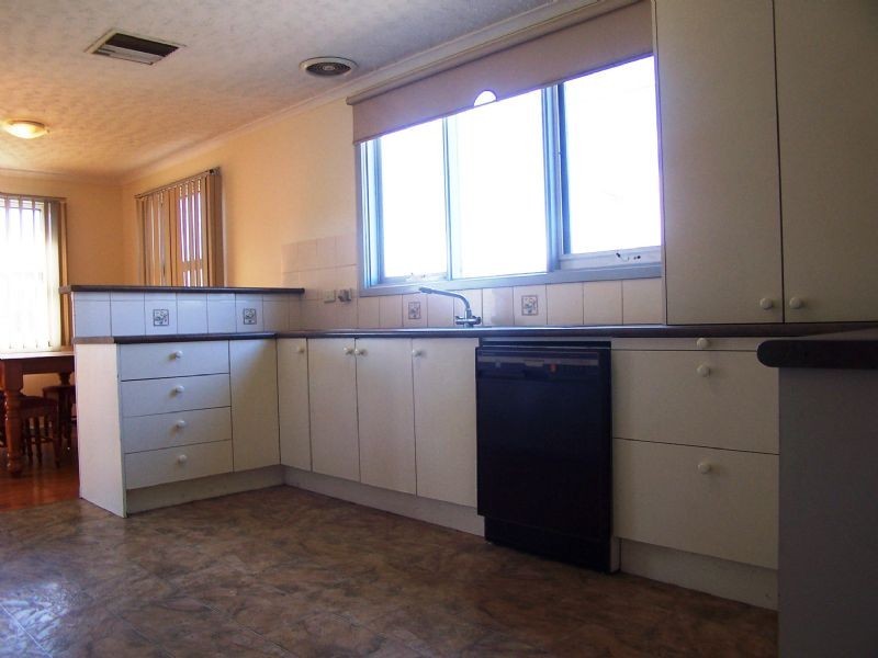 43 Waratah Street, Thomastown VIC 3074