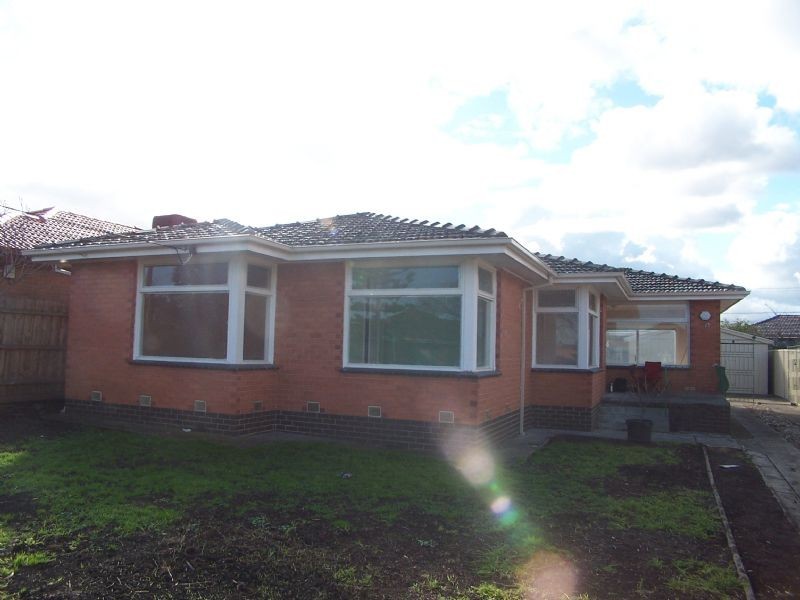 10 Monash Street, Lalor VIC 3075