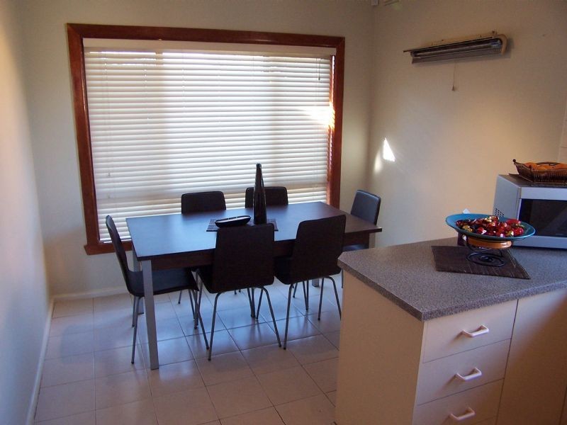 9 Mount View Road, Thomastown VIC 3074