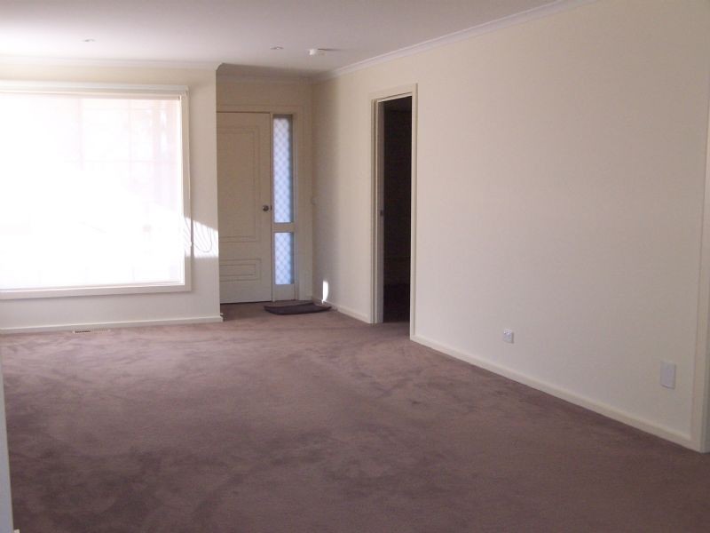 19A Peppercorn Parade, Epping VIC 3076