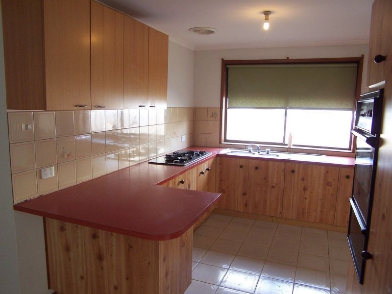 2 Michael Street, Lalor VIC 3075