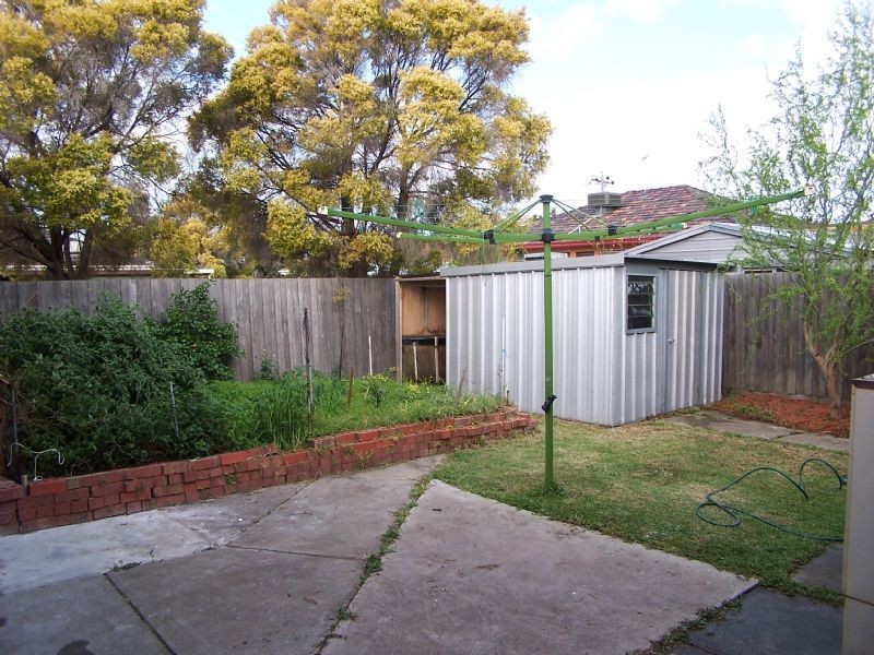 2 Michael Street, Lalor VIC 3075