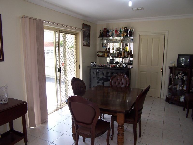 10 Sunbird Gardens, Epping VIC 3076