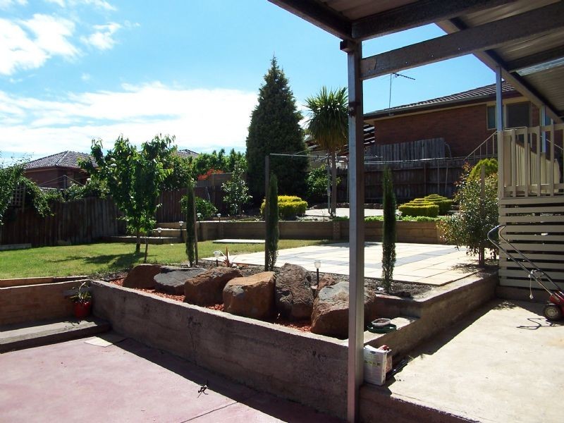 2 Glenloth Court, Epping VIC 3076