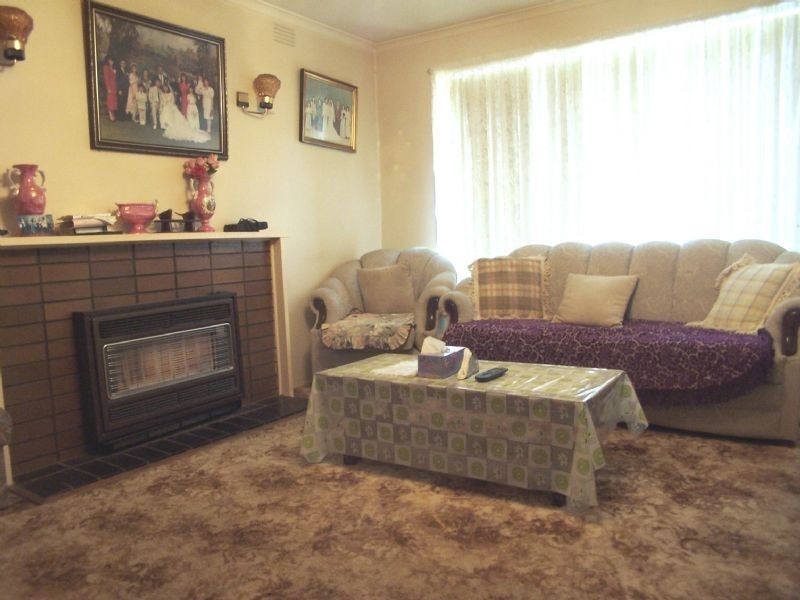 37 Bates Avenue, Thomastown VIC 3074