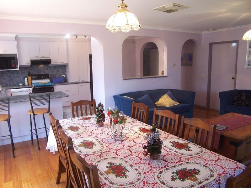 5 Peppercorn Parade, Epping VIC 3076