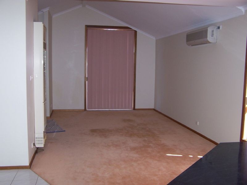 1/8 Supply Drive, Epping VIC 3076