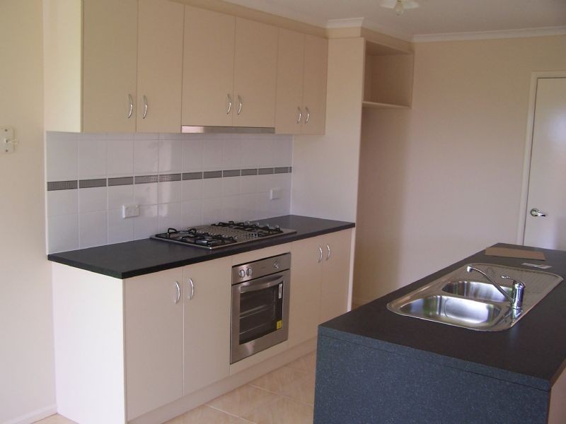 4 Glover Street, Epping VIC 3076