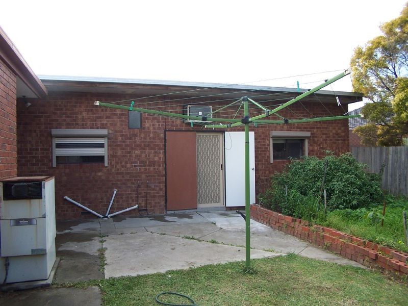 2 Michael Street, Lalor VIC 3075