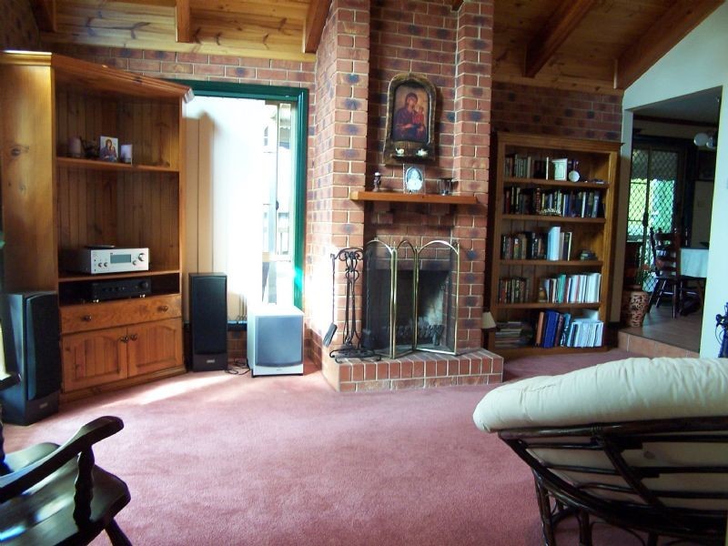 2 Merrill Drive, Epping VIC 3076