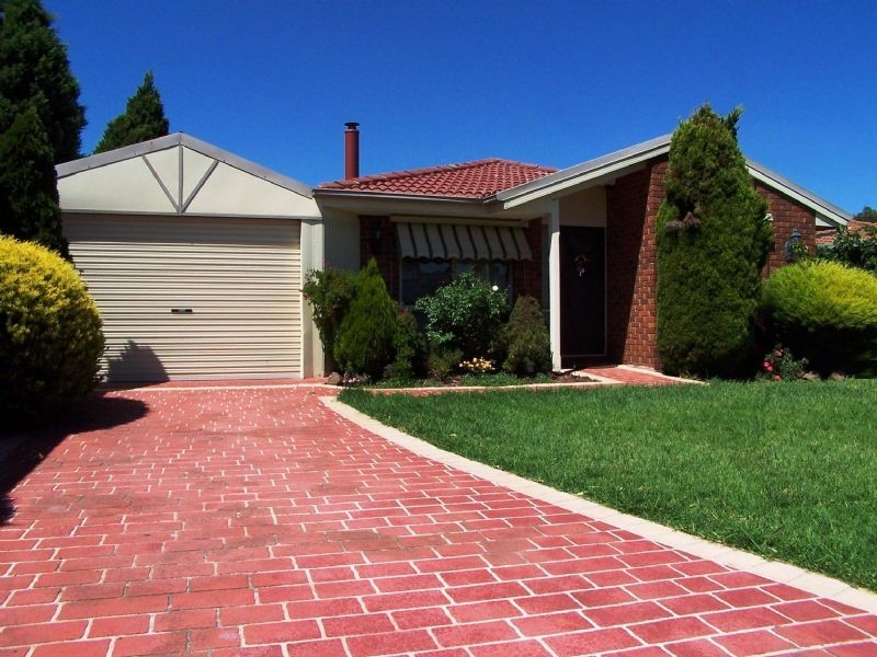 11 Pinevale Court, Epping VIC 3076