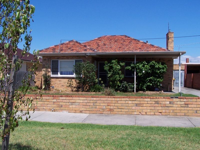 15 The Boulevard, Thomastown VIC 3074