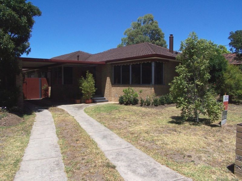 7 Brownlow Crescent, Epping VIC 3076