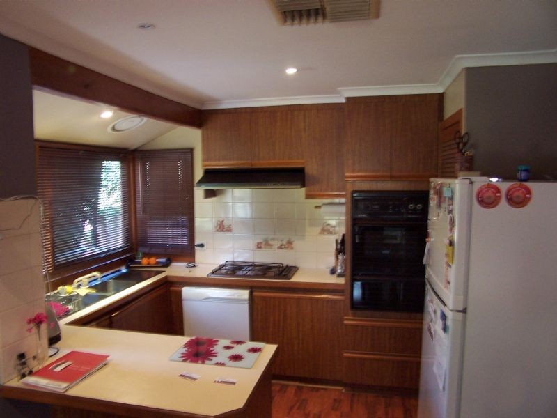 12 Irons Court, Epping VIC 3076