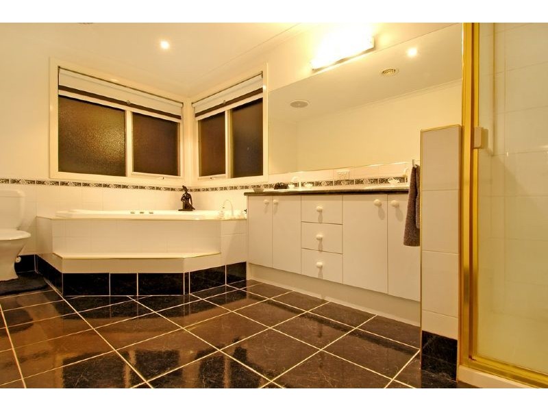 30 Findon Road, Epping VIC 3076