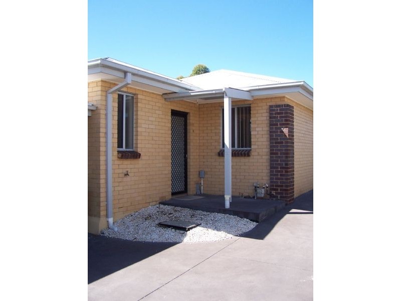 2/6 Hay Street, Preston VIC 3072