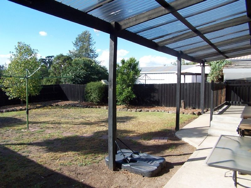24 Halter Crescent, Epping VIC 3076