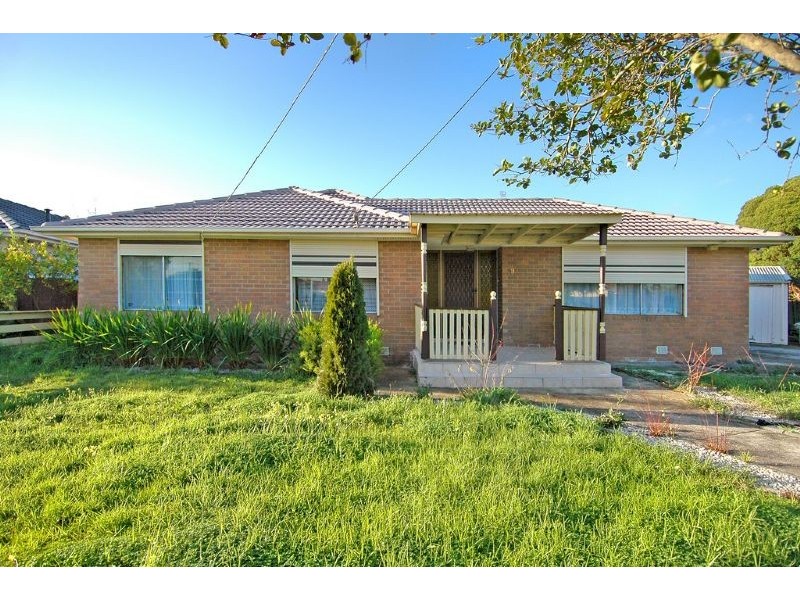 8 Buller Parade, Lalor VIC 3075
