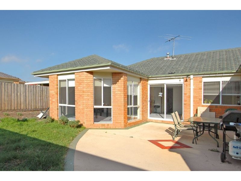 18 Cascade Crescent, Epping VIC 3076