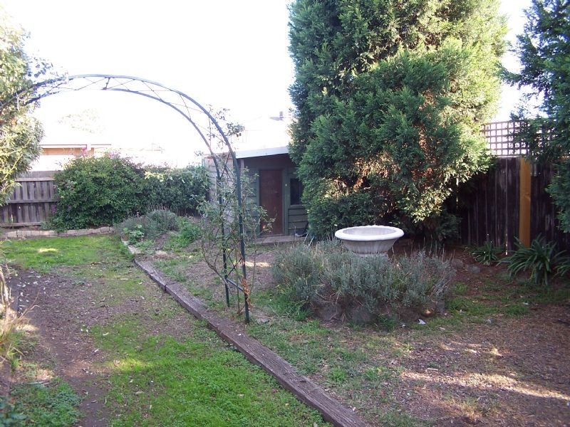 8 Fetlock Place, Epping VIC 3076