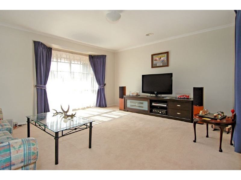 43 Kalman Road, Epping VIC 3076