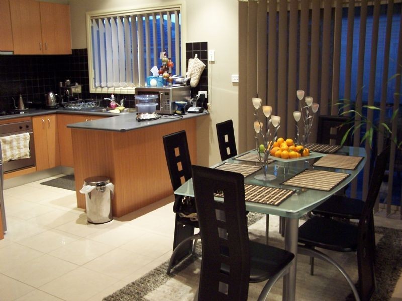 27 Rolain Avenue, South Morang VIC 3752