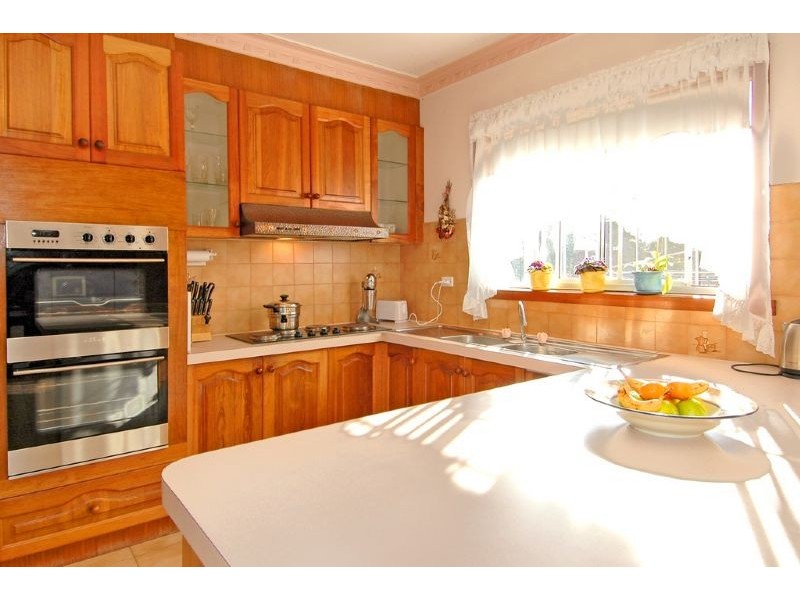 10 Tatlow Drive, Epping VIC 3076