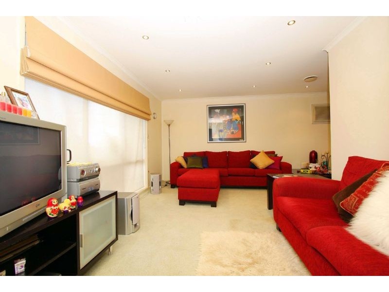 29 Romano Avenue, Mill Park VIC 3082